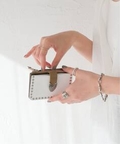 レディース 【TOGA / トーガ】UNISEX Leather wallet studs small：財布 ジャーナルスタンダード レサージュ 財布・コインケース ホワイト フリー